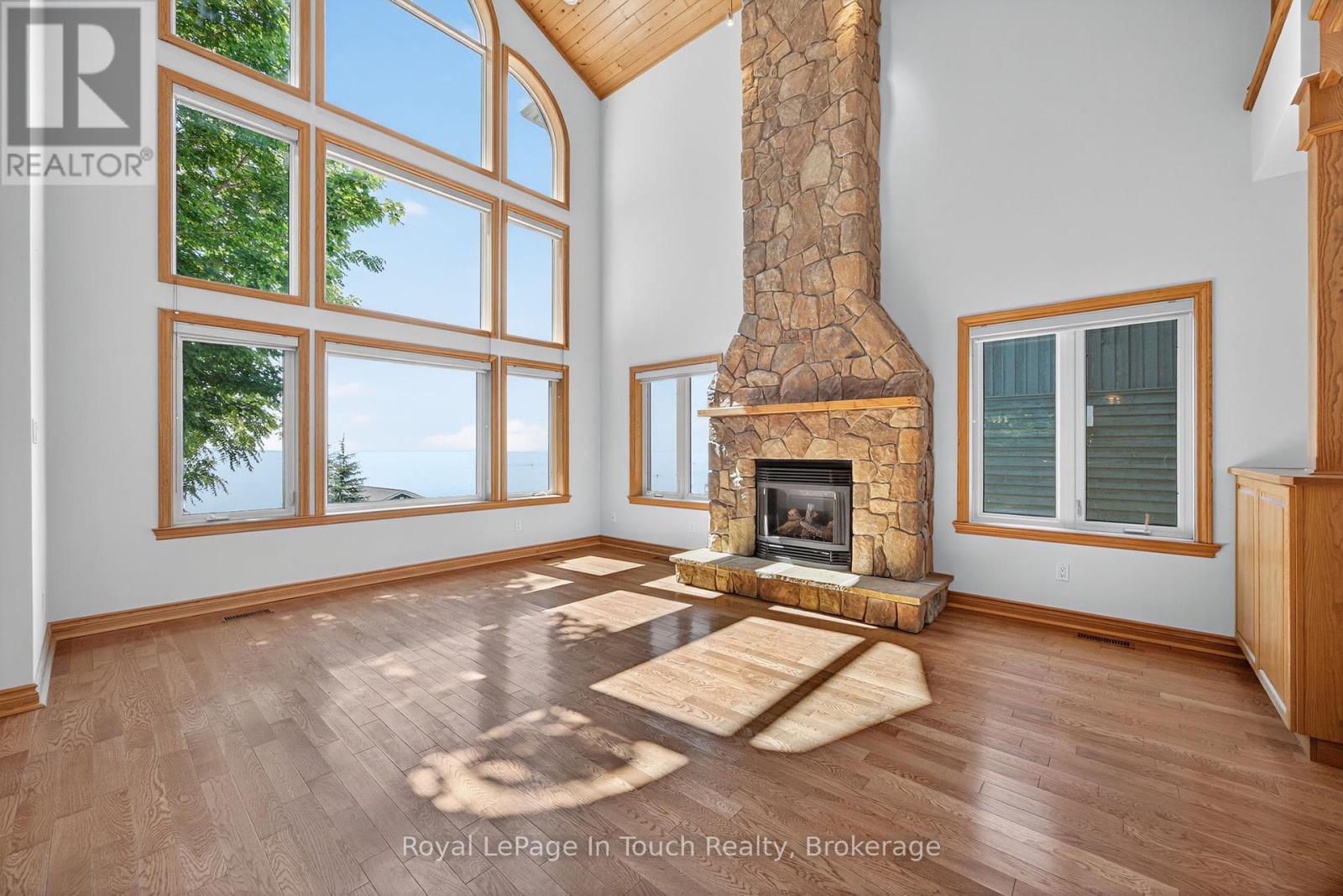 44 Tiny Beaches Road S, Tiny, Ontario  L0L 2J0 - Photo 21 - S12444342