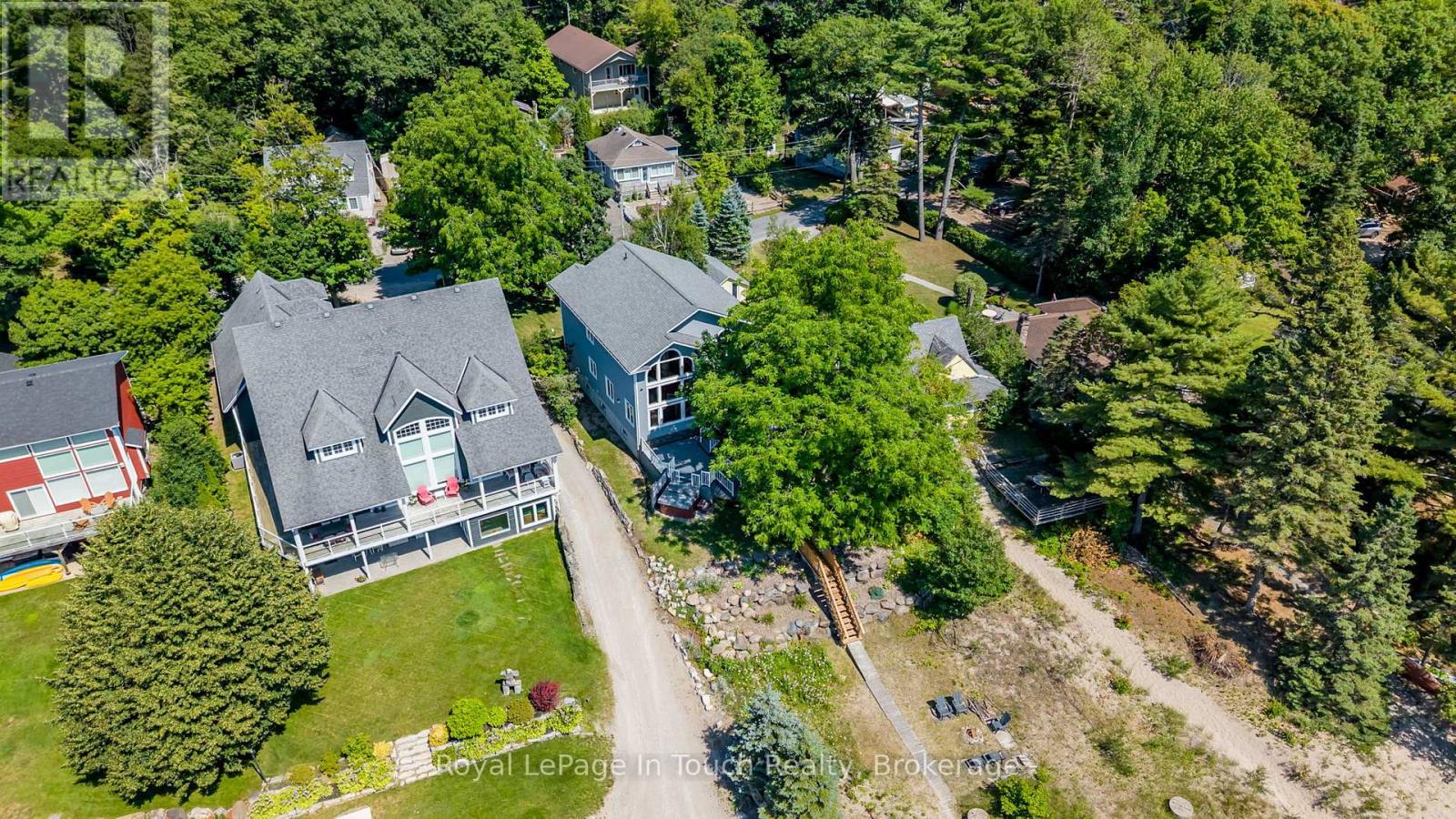 44 Tiny Beaches Road S, Tiny, Ontario  L0L 2J0 - Photo 38 - S12444342