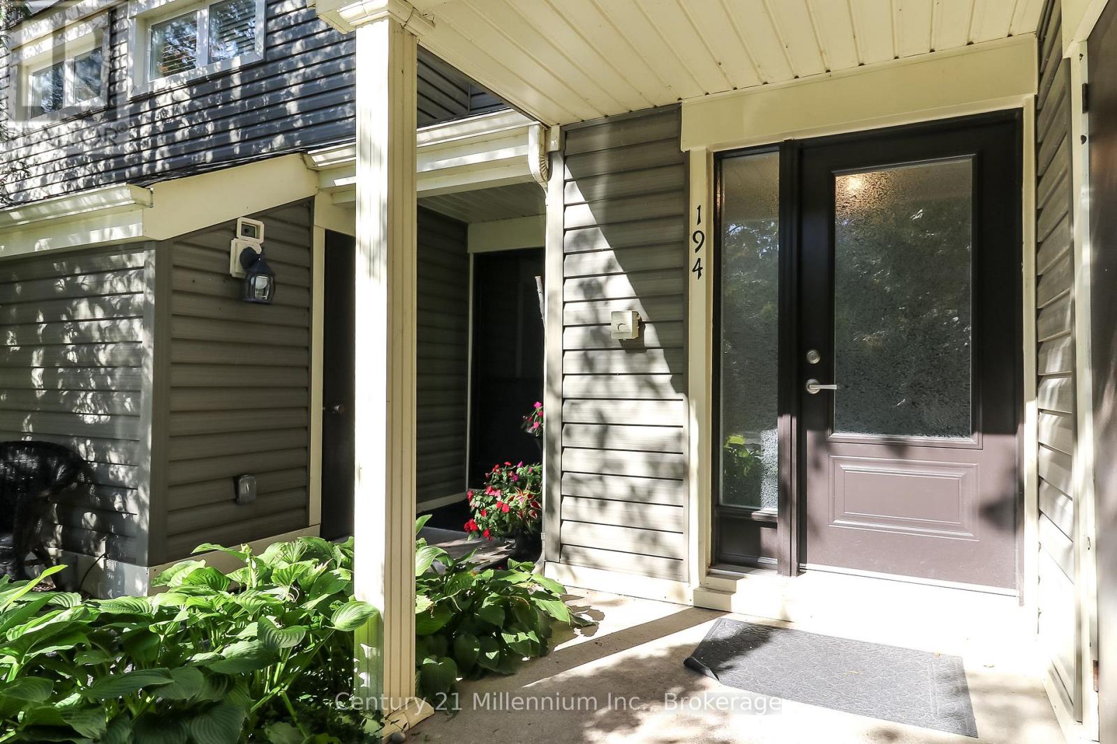 194 Escarpment Crescent, Collingwood, Ontario  L9Y 5B4 - Photo 4 - S12444343