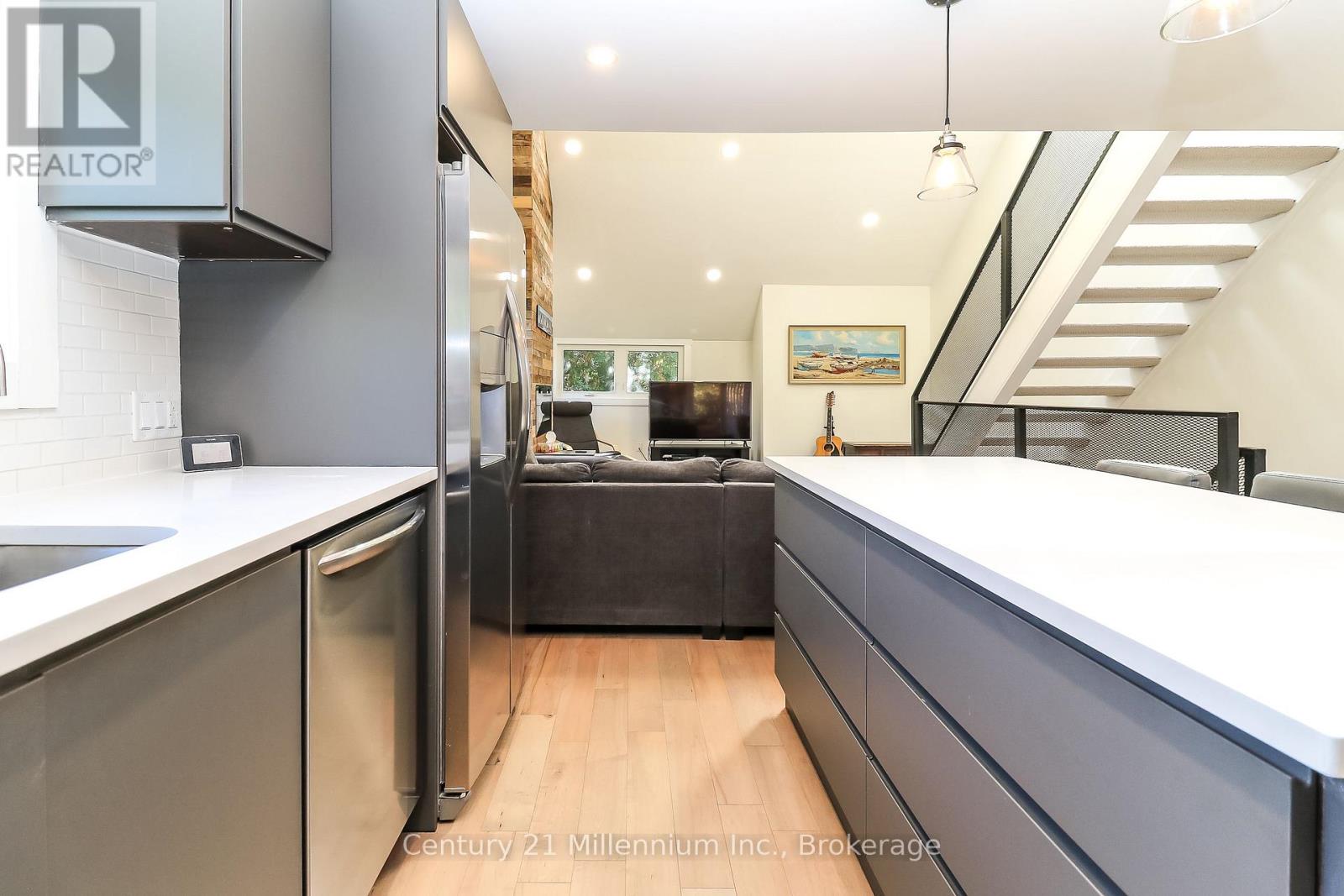 194 Escarpment Crescent, Collingwood, Ontario  L9Y 5B4 - Photo 8 - S12444343