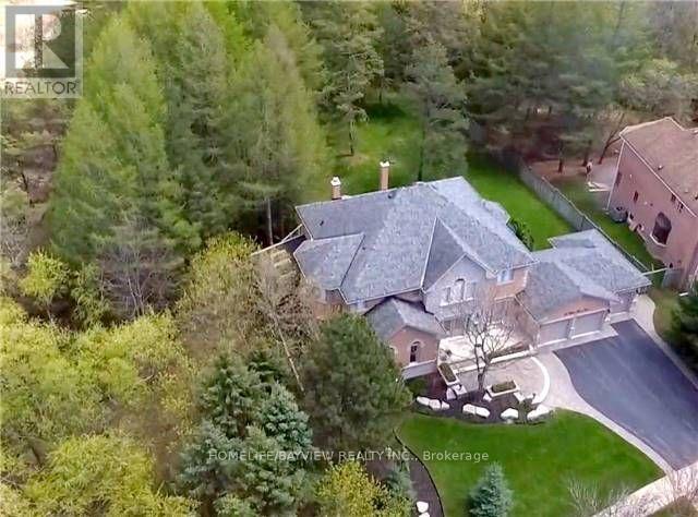 25 WILLOW FARM LANE, Aurora, Ontario
