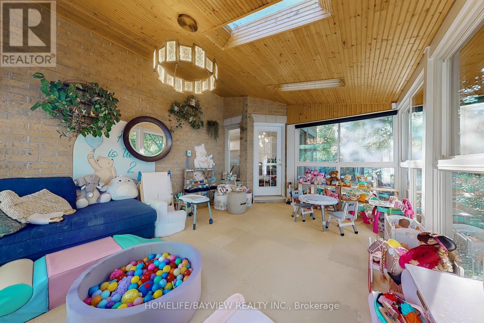 25 Willow Farm Lane, Aurora, Ontario  L4G 6K1 - Photo 20 - N12444185