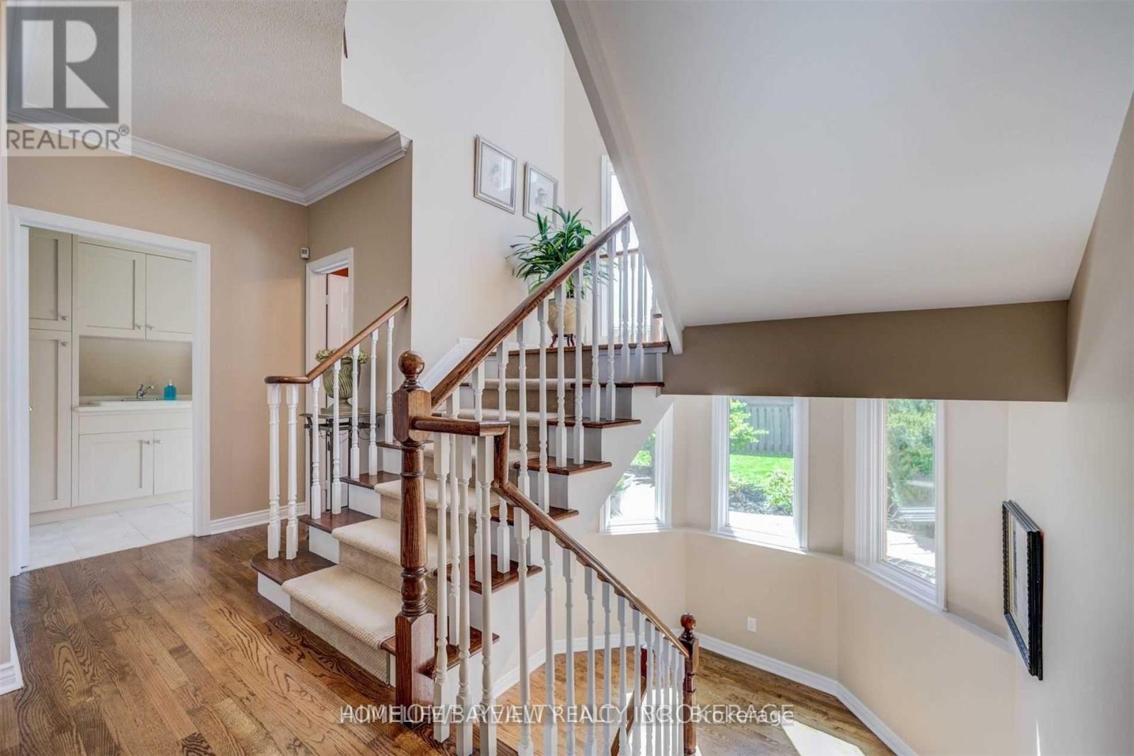 25 Willow Farm Lane, Aurora, Ontario  L4G 6K1 - Photo 22 - N12444185