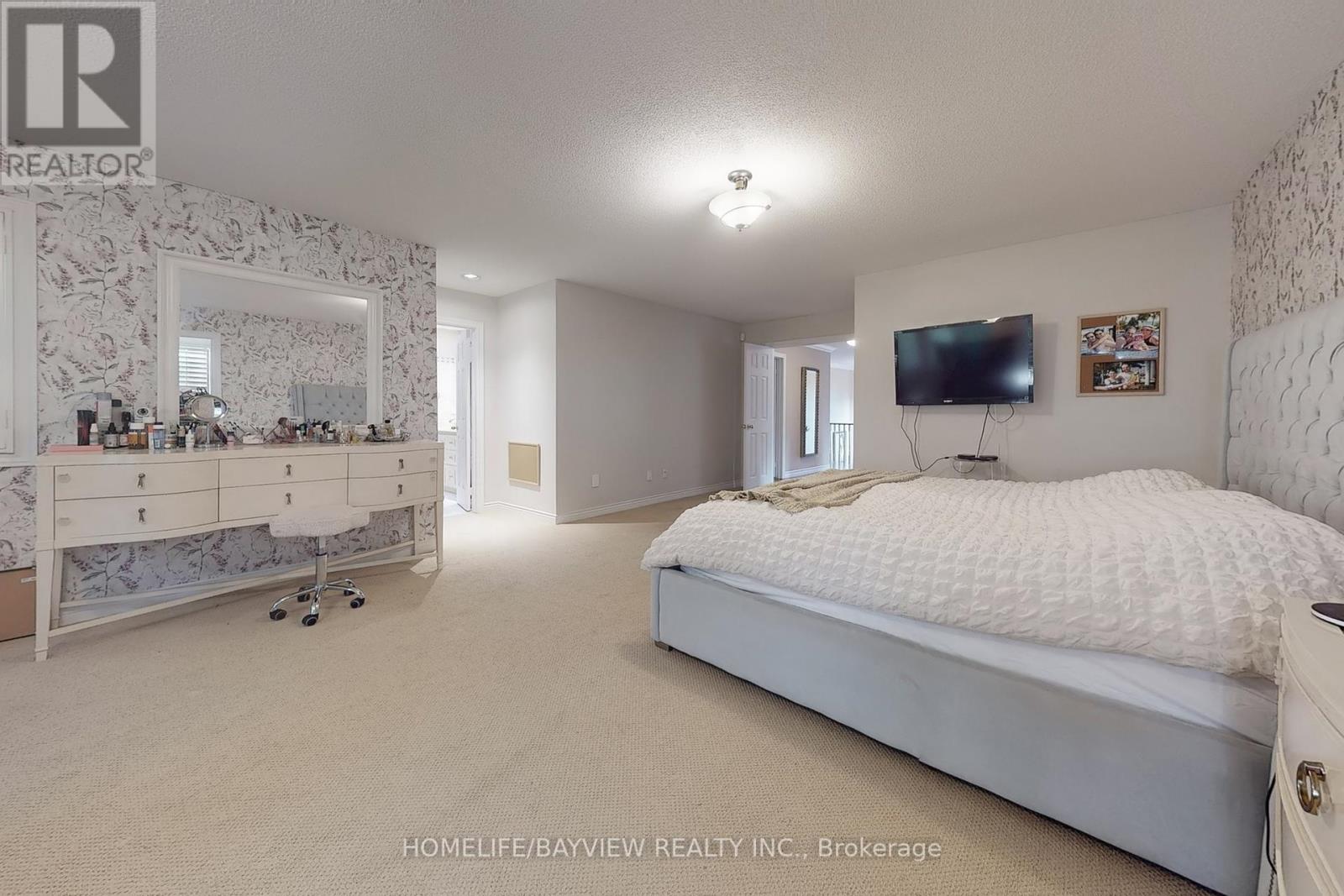 25 Willow Farm Lane, Aurora, Ontario  L4G 6K1 - Photo 26 - N12444185