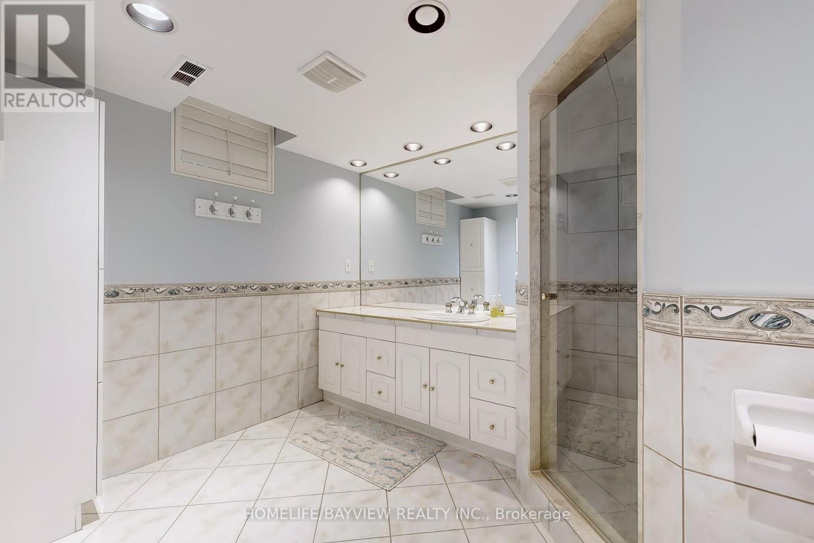 25 Willow Farm Lane, Aurora, Ontario  L4G 6K1 - Photo 40 - N12444185