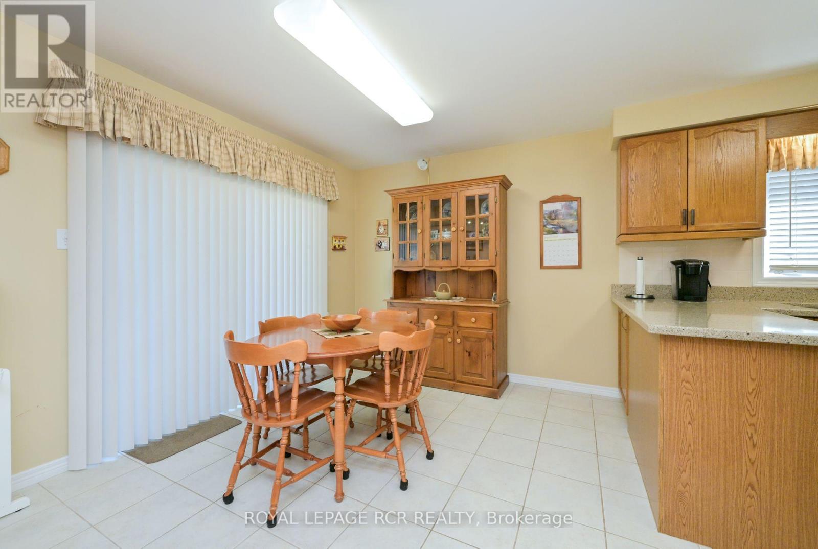 159 Bowerman Boulevard, New Tecumseth (Alliston), Ontario  L9R 1P1 - Photo 10 - N12444196