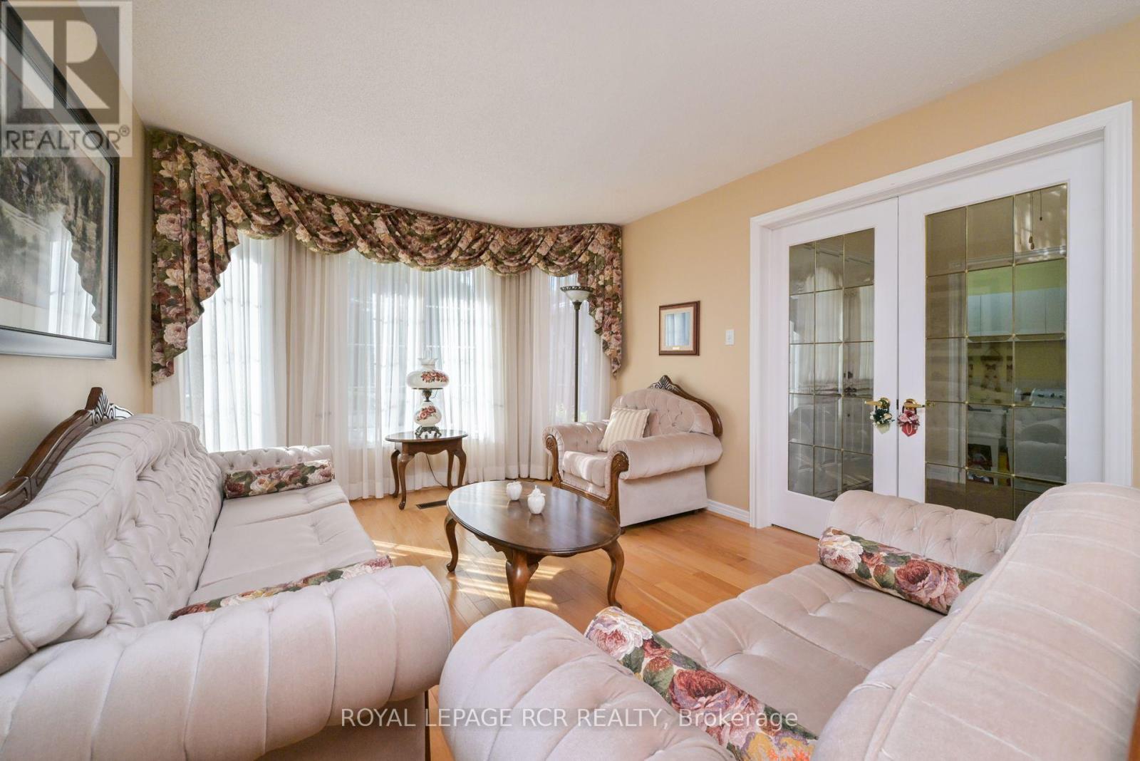 159 Bowerman Boulevard, New Tecumseth (Alliston), Ontario  L9R 1P1 - Photo 15 - N12444196