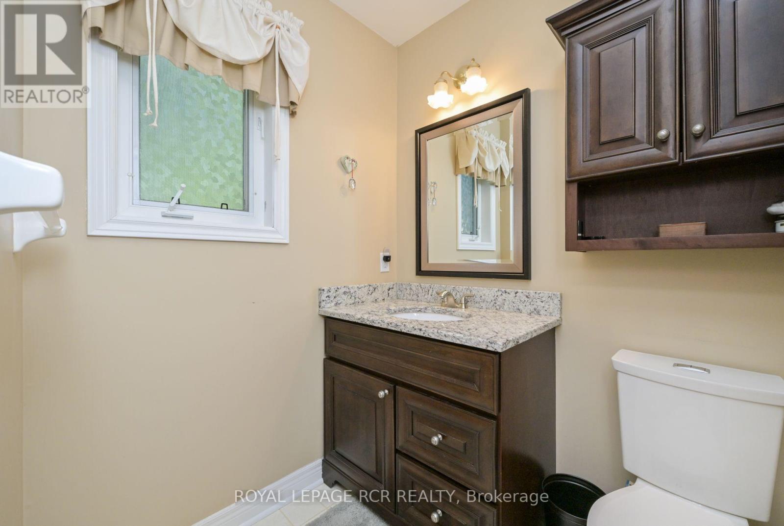 159 Bowerman Boulevard, New Tecumseth (Alliston), Ontario  L9R 1P1 - Photo 19 - N12444196