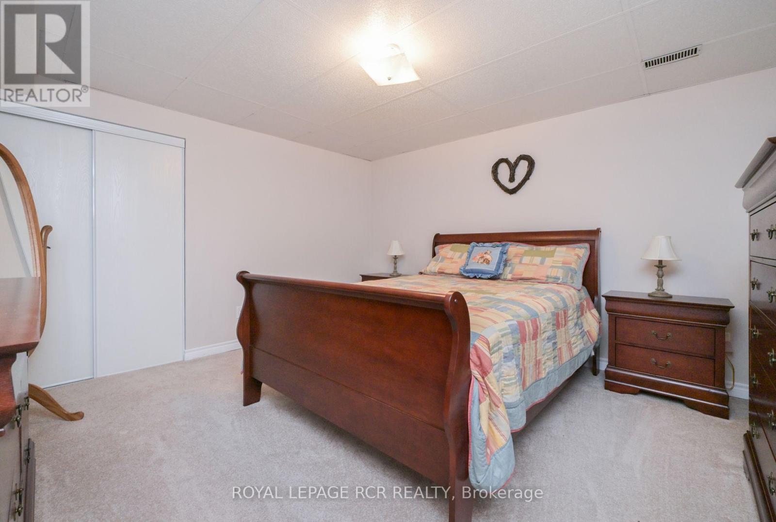 159 Bowerman Boulevard, New Tecumseth (Alliston), Ontario  L9R 1P1 - Photo 30 - N12444196