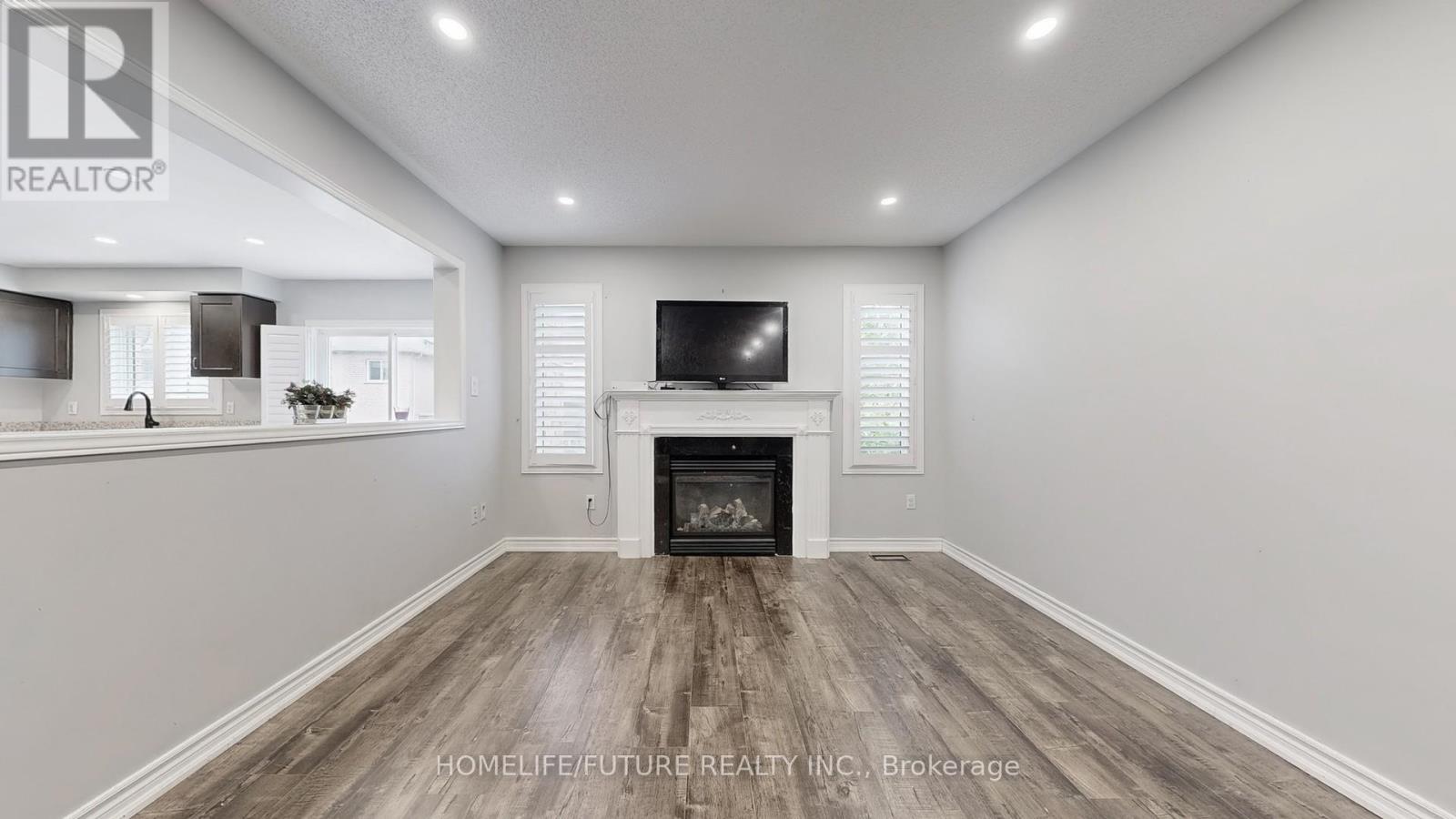 153 Jonas Millway, Whitchurch-Stouffville (Stouffville), Ontario  L4A 0M9 - Photo 12 - N12444212