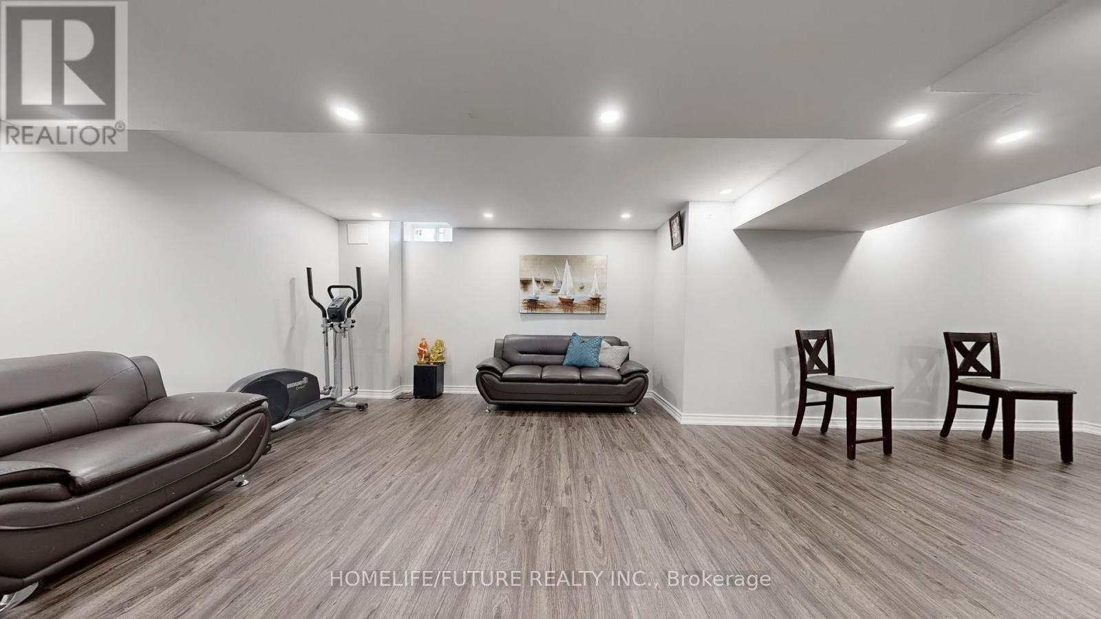 153 Jonas Millway, Whitchurch-Stouffville (Stouffville), Ontario  L4A 0M9 - Photo 44 - N12444212