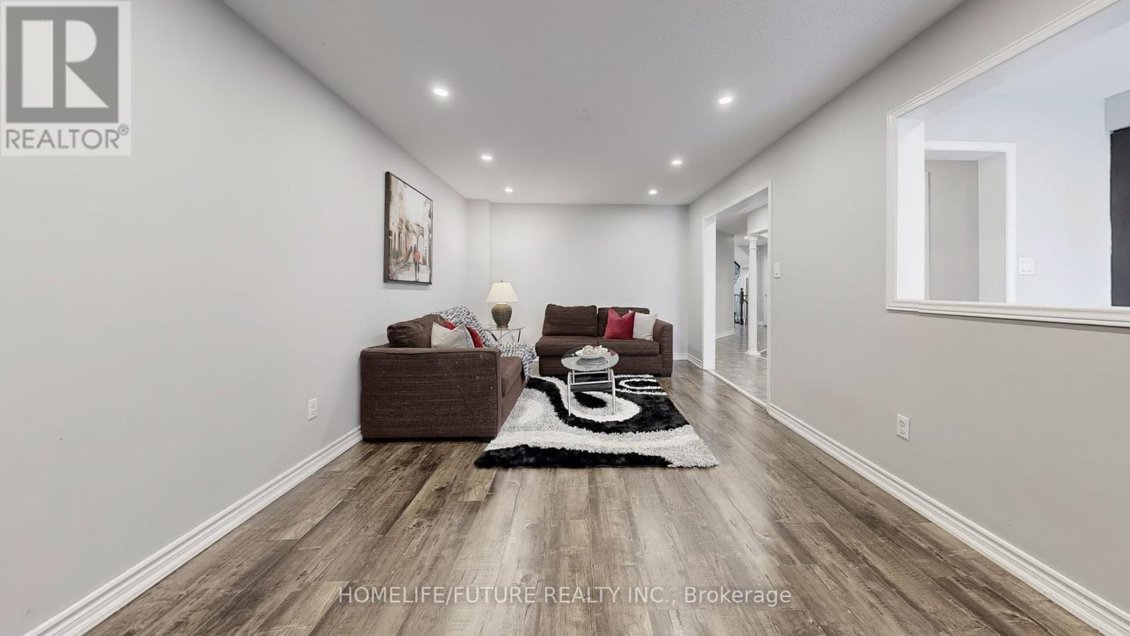 153 Jonas Millway, Whitchurch-Stouffville (Stouffville), Ontario  L4A 0M9 - Photo 8 - N12444212