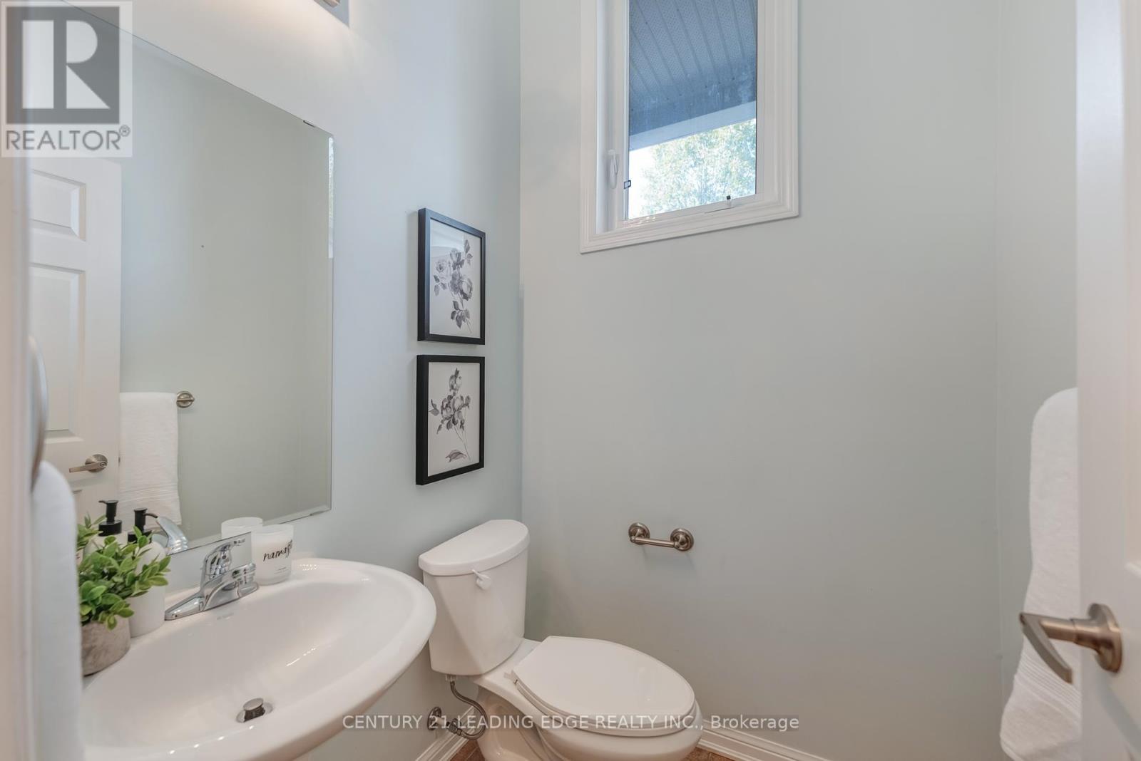 46 Elmeade Lane, Whitchurch-Stouffville (Stouffville), Ontario  L4A 0P6 - Photo 24 - N12444214