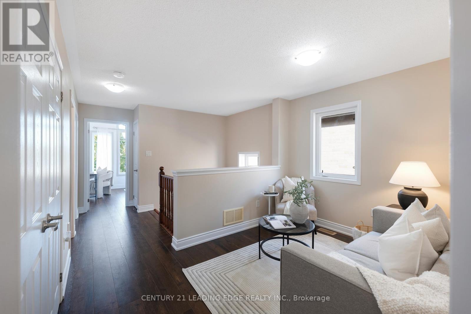 46 Elmeade Lane, Whitchurch-Stouffville (Stouffville), Ontario  L4A 0P6 - Photo 31 - N12444214