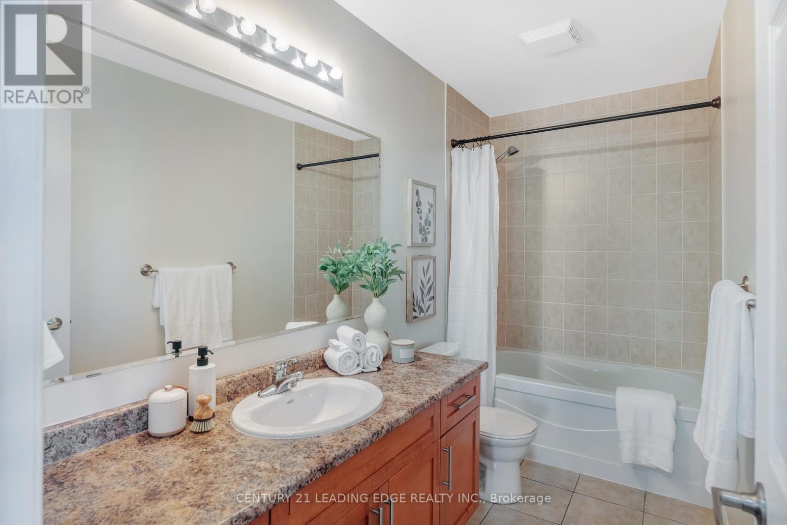 46 Elmeade Lane, Whitchurch-Stouffville (Stouffville), Ontario  L4A 0P6 - Photo 37 - N12444214