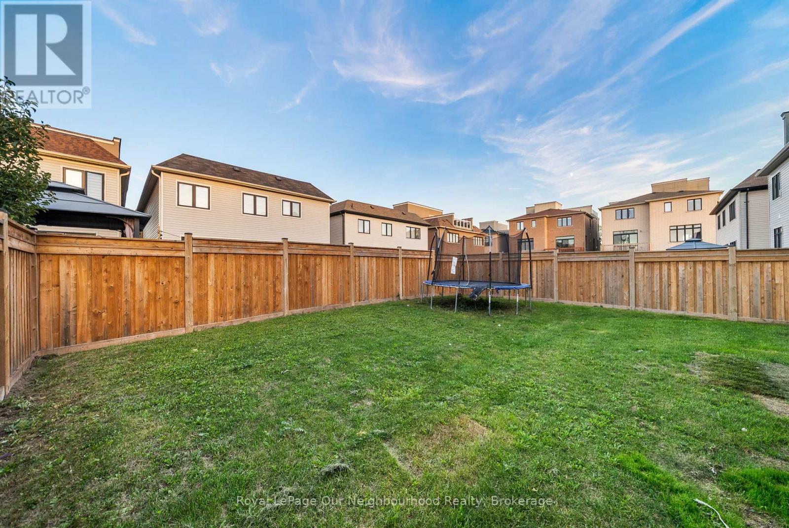 15 Larkin Lane, Clarington, Ontario  L1C 4A7 - Photo 48 - E12444340
