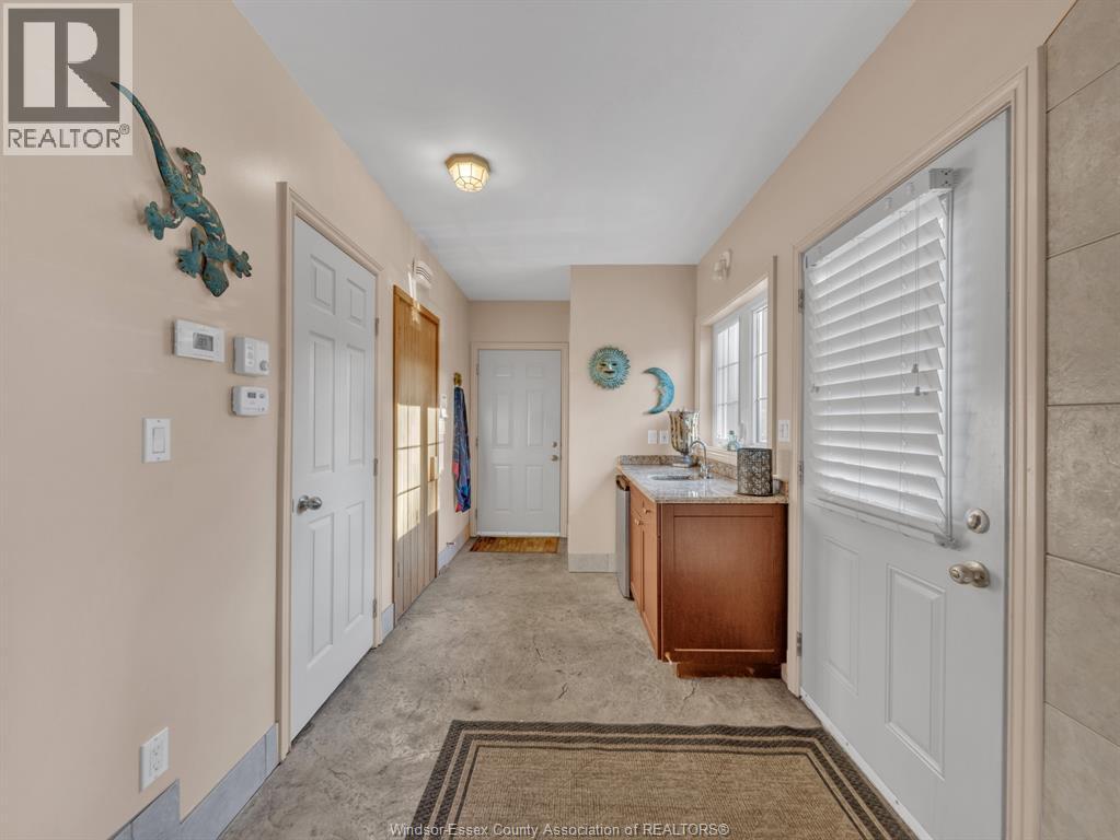 7465 Riverside, Windsor, Ontario  N8S 1C8 - Photo 30 - 25025210