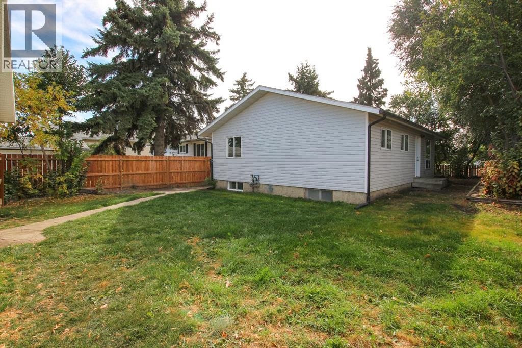 6318 Horn Street, Red Deer, Alberta  T4N 5M5 - Photo 42 - A2261795