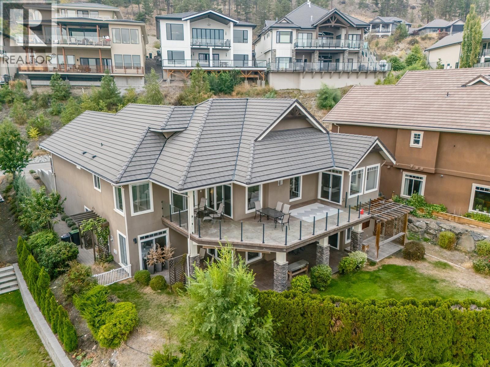 2584 Lucinde Road, West Kelowna, British Columbia  V1Z 4B1 - Photo 2 - 10364190