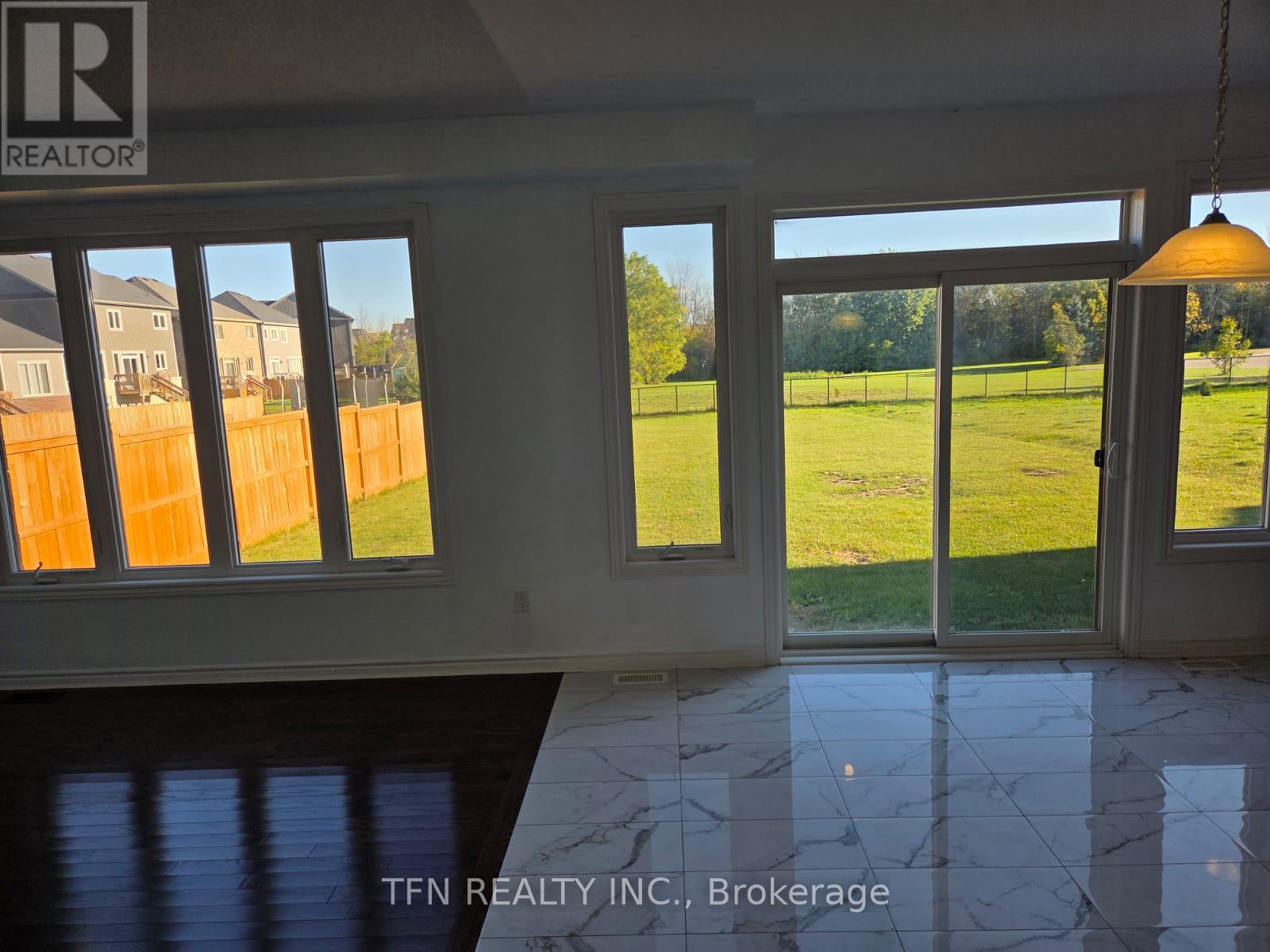 52 Tracey Lane, Collingwood, Ontario  L9Y 3L7 - Photo 6 - S12444186