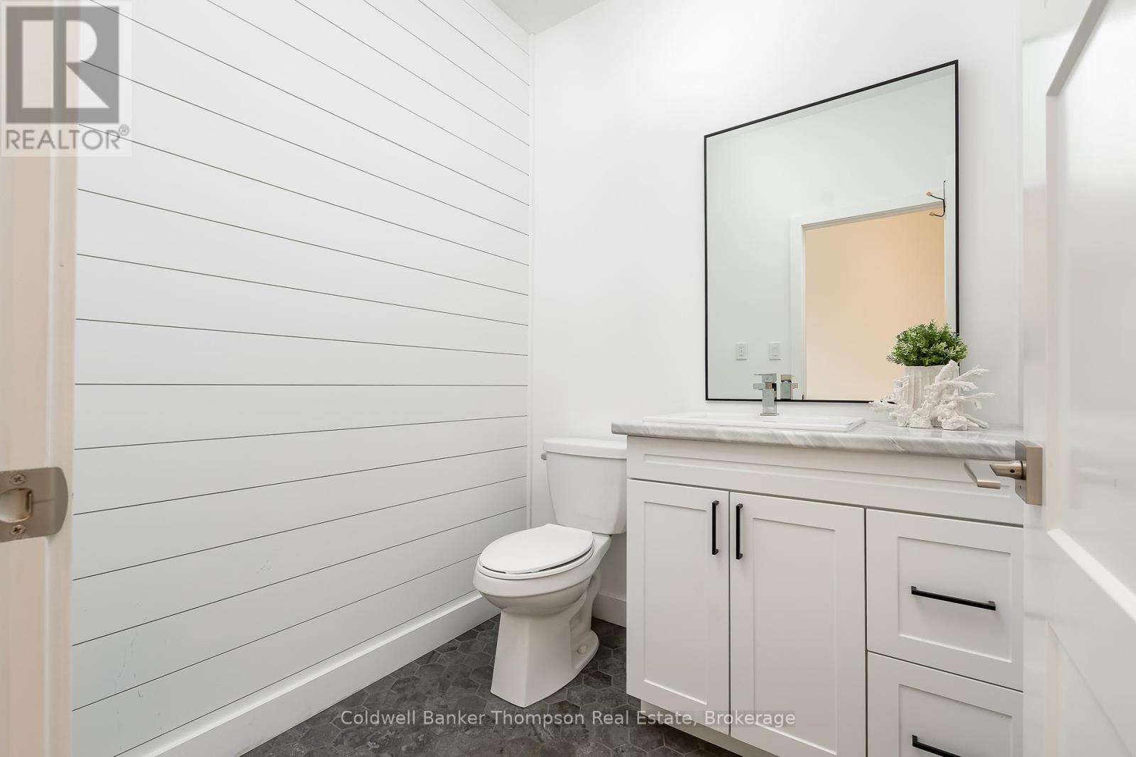 11 Cascade Lane, Huntsville, Ontario  P1H 1Y3 - Photo 7 - X12444223
