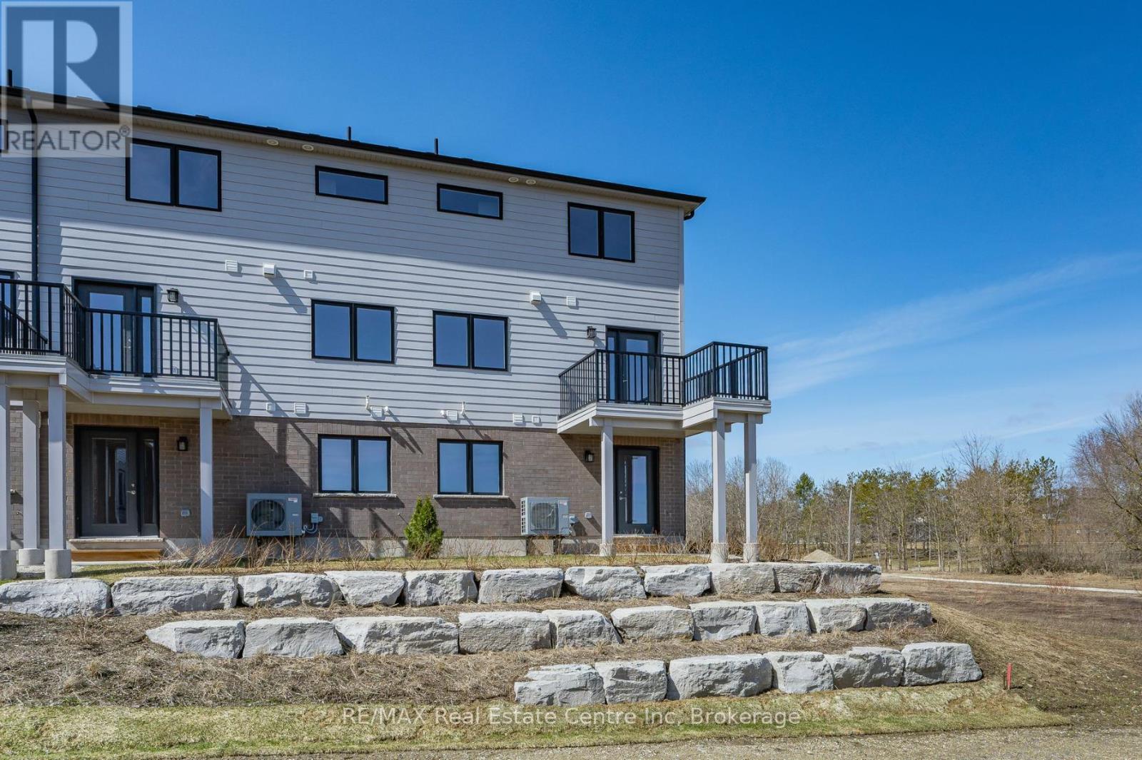 6 - 182 Bridge Crescent, Minto, Ontario  N0G 2P0 - Photo 36 - X12444225