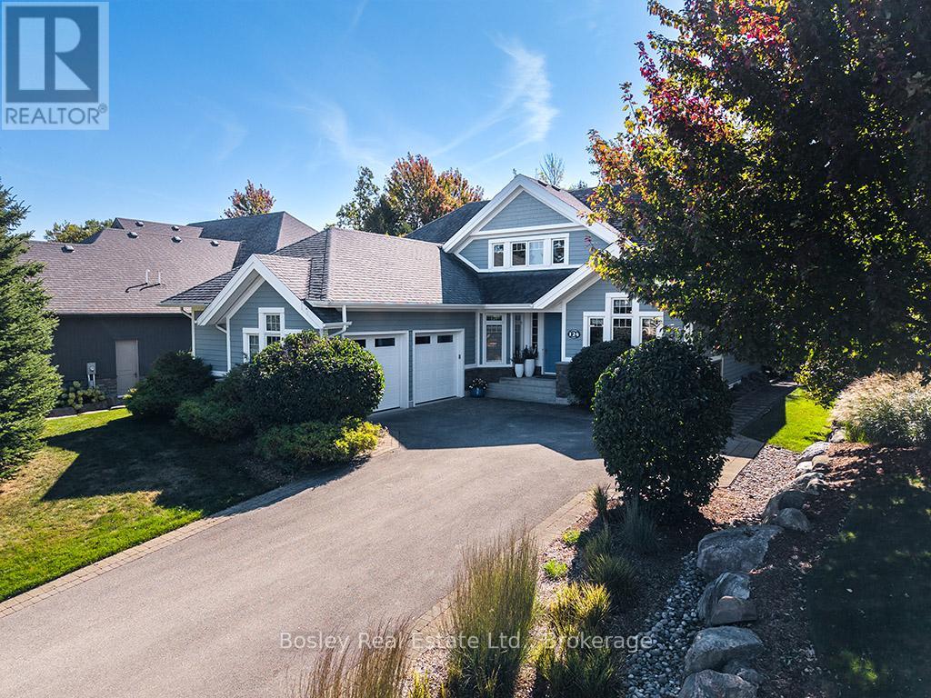 124 Landry Lane, Blue Mountains, Ontario  N0H 2P0 - Photo 1 - X12444280