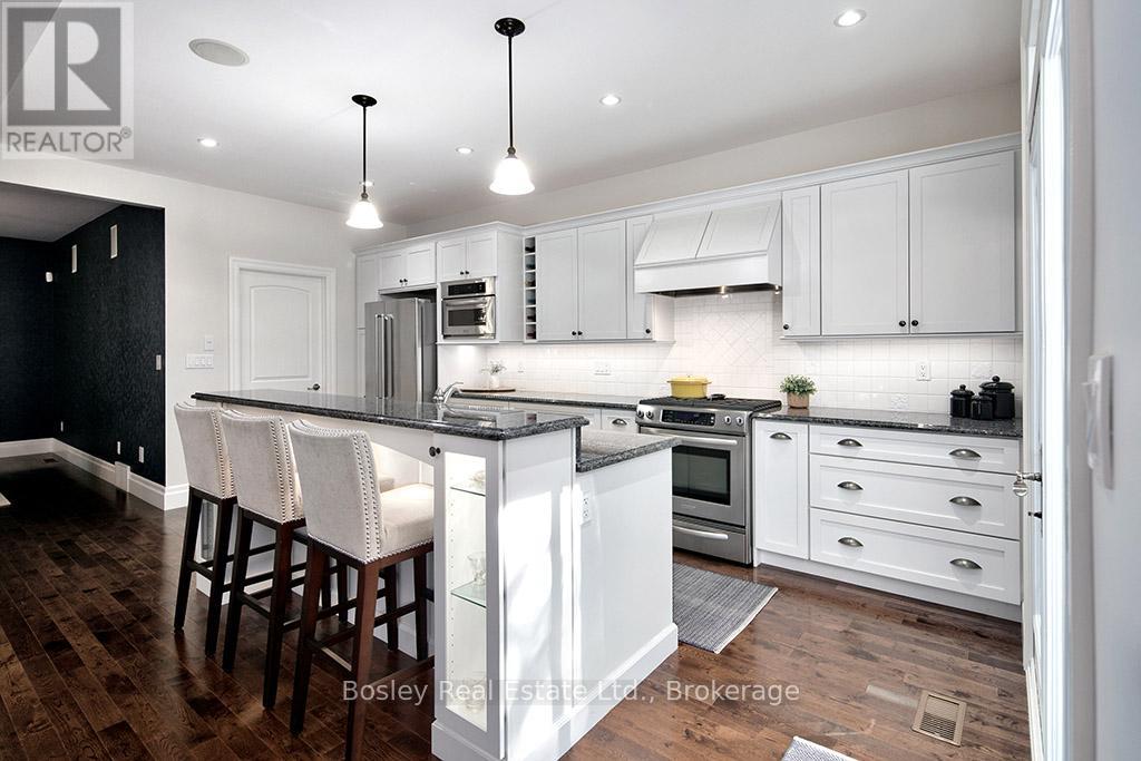 124 Landry Lane, Blue Mountains, Ontario  N0H 2P0 - Photo 12 - X12444280