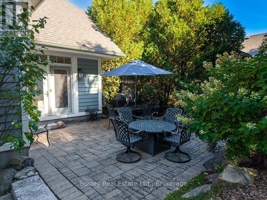 124 Landry Lane, Blue Mountains, Ontario  N0H 2P0 - Photo 16 - X12444280
