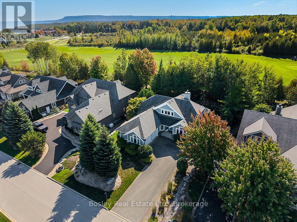 124 Landry Lane, Blue Mountains, Ontario  N0H 2P0 - Photo 3 - X12444280