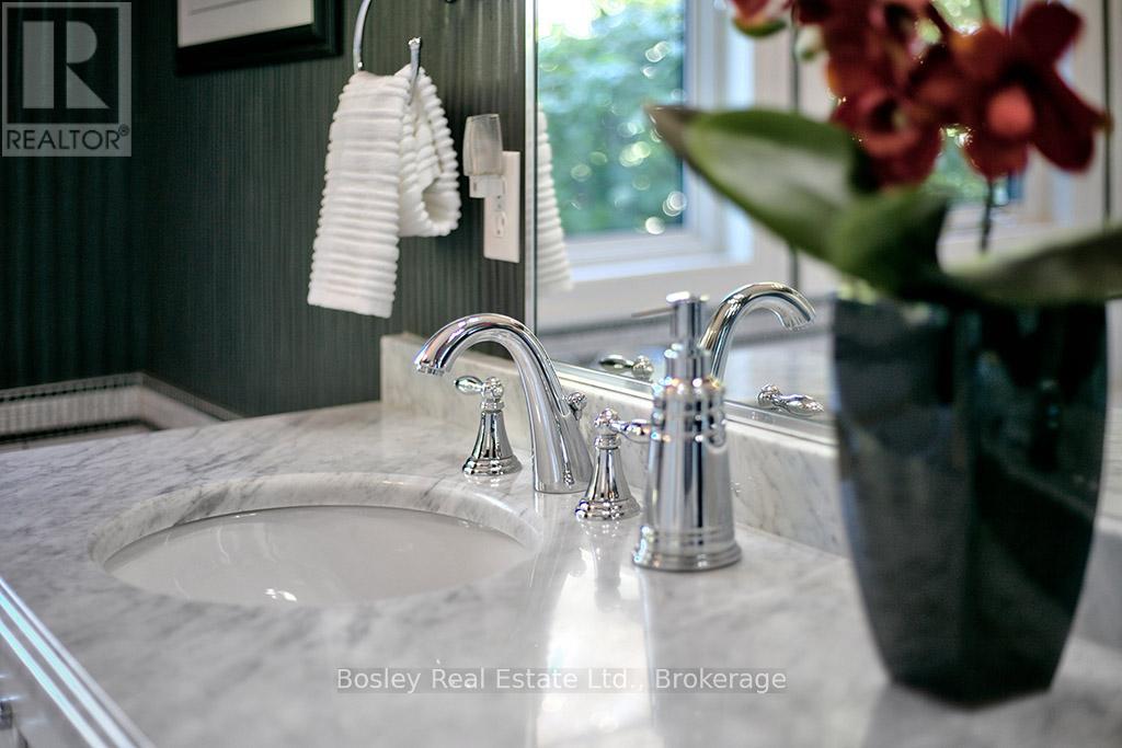 124 Landry Lane, Blue Mountains, Ontario  N0H 2P0 - Photo 33 - X12444280