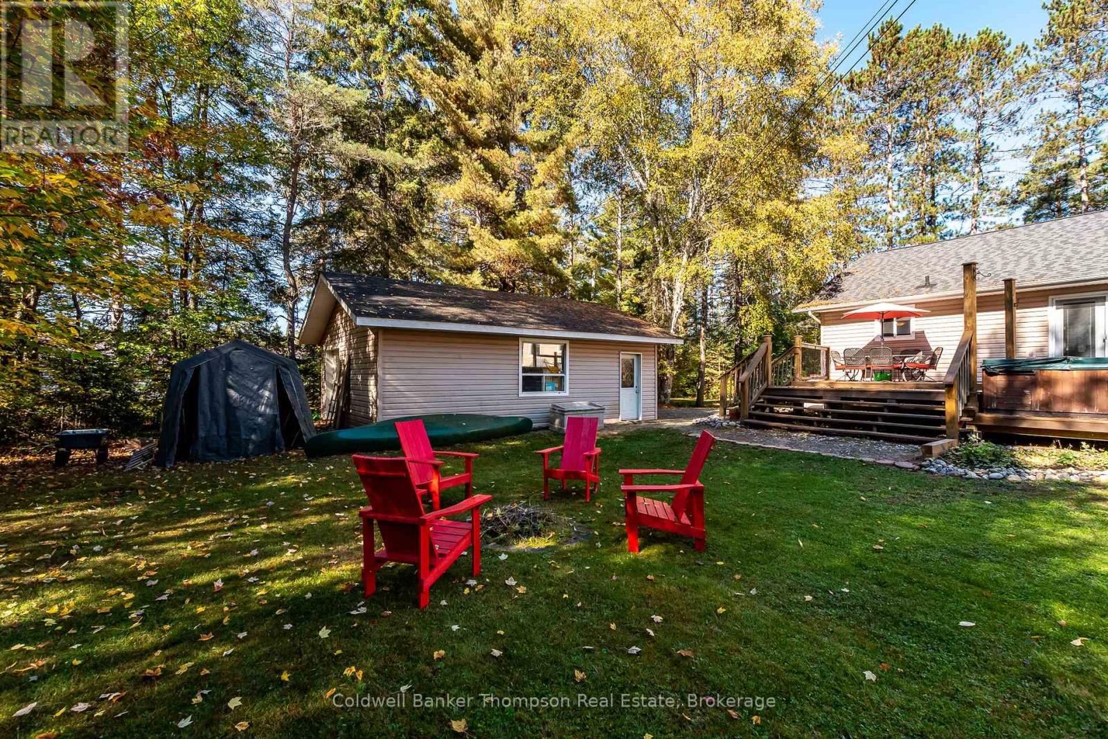 4237 Ravenscliffe Road, Huntsville, Ontario  P1H 2J2 - Photo 38 - X12444298
