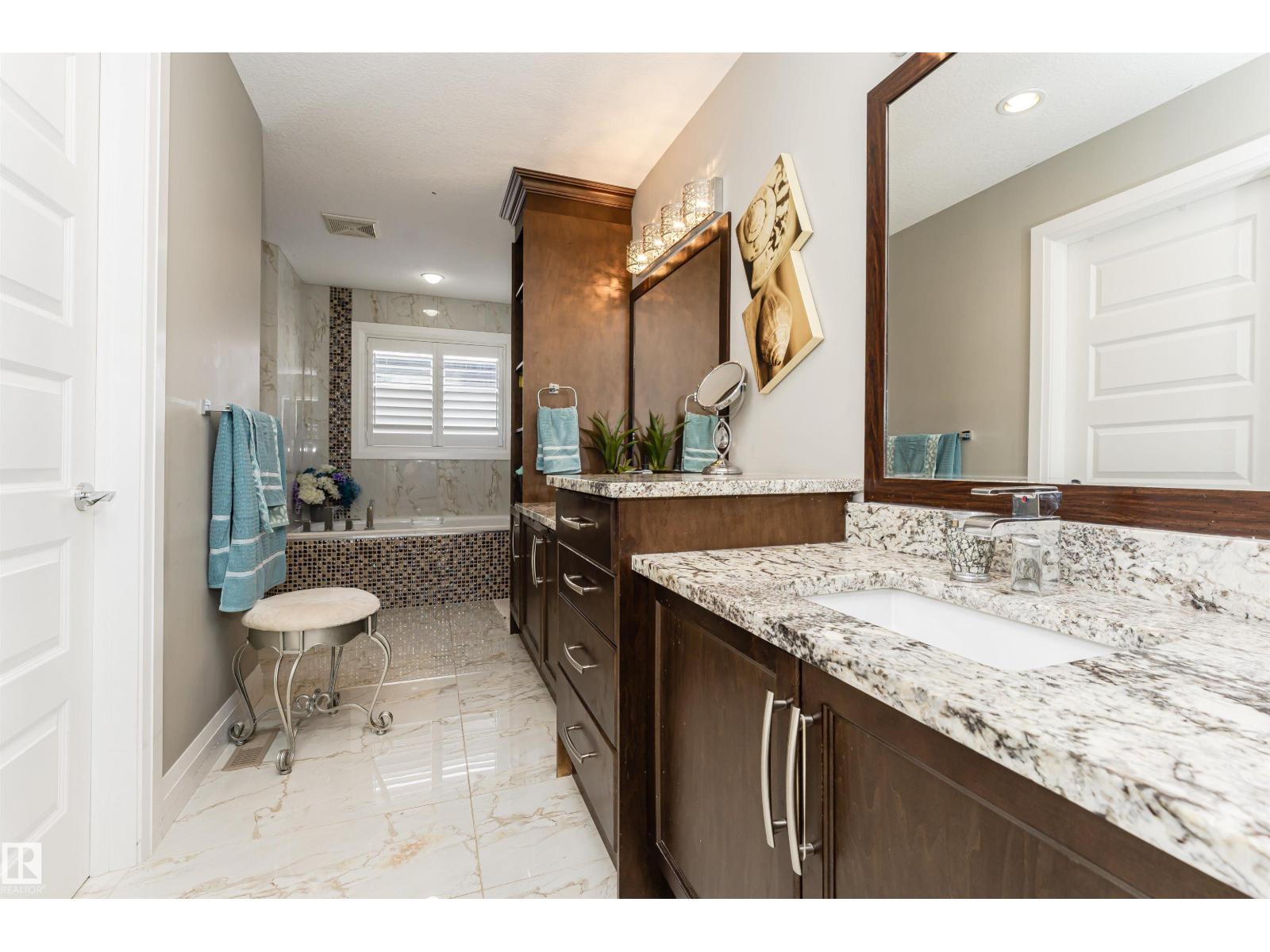 2410 Ashcraft Cr Sw, Edmonton, Alberta  T6W 2N1 - Photo 44 - E4460756