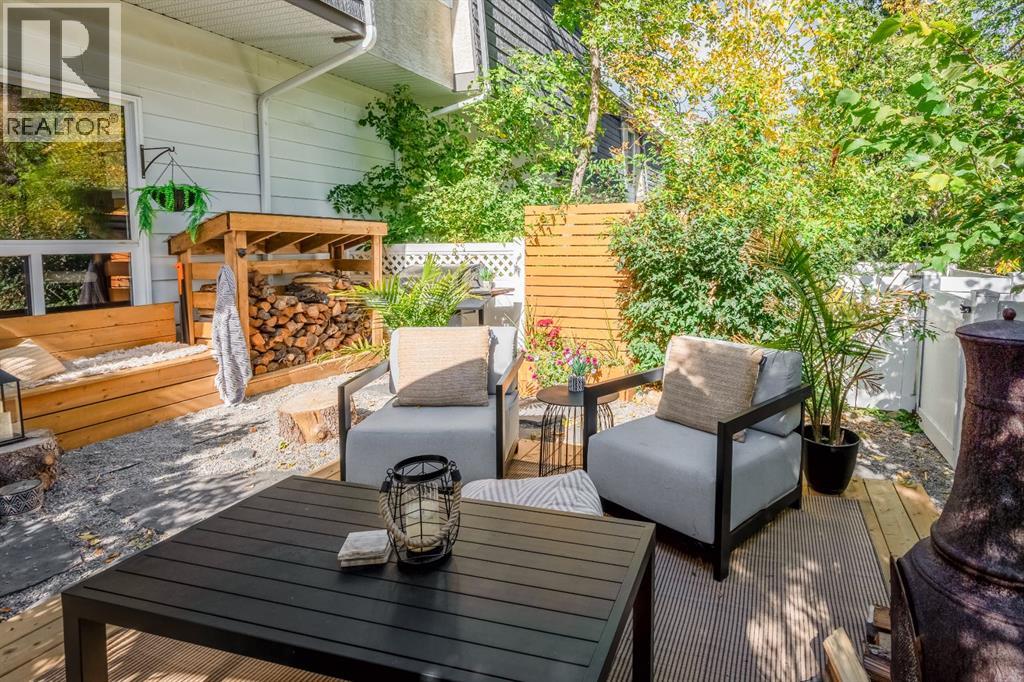 396 Brae Glen Crescent Sw, Calgary, Alberta  T2W 1B6 - Photo 40 - A2257317