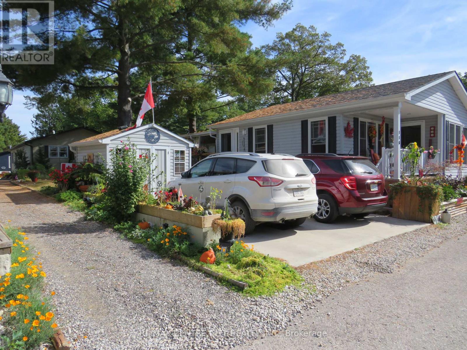 116 - 22790 Amiens Road, Middlesex Centre (Komoka), Ontario  N0L 1R0 - Photo 2 - X12444254