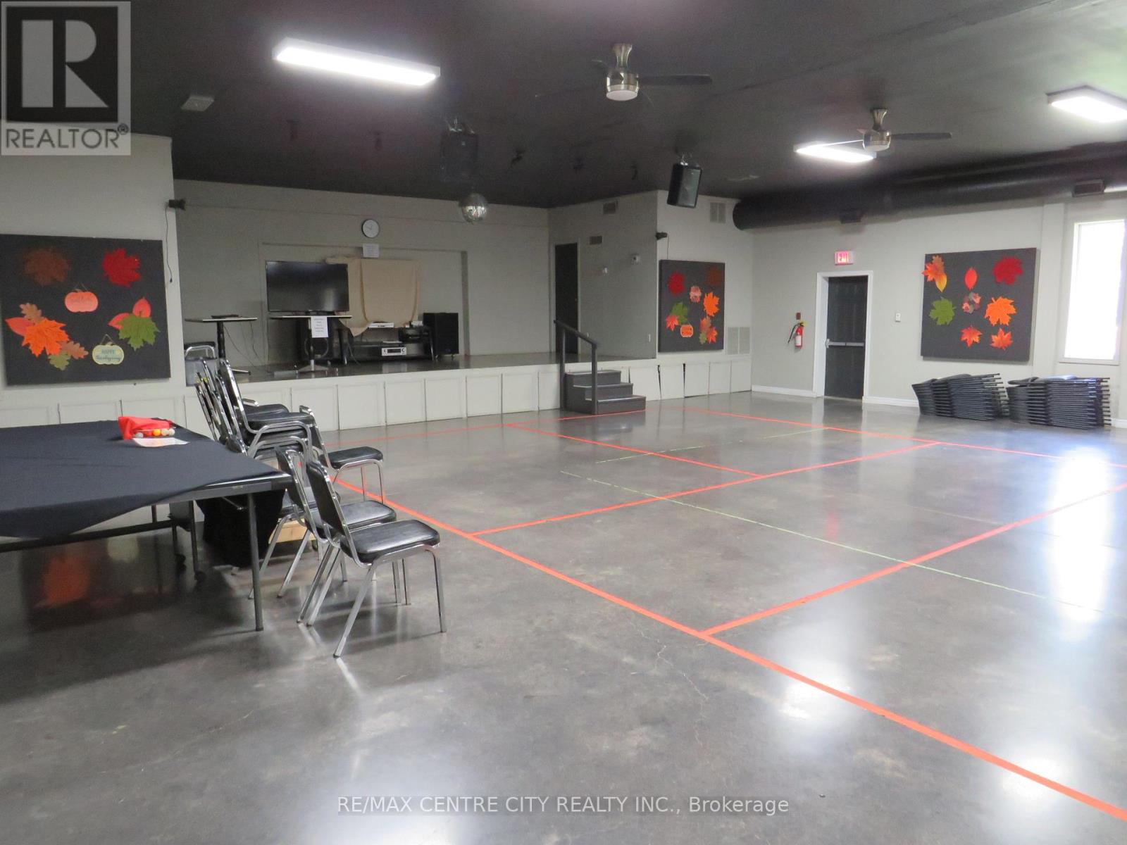 116 - 22790 Amiens Road, Middlesex Centre (Komoka), Ontario  N0L 1R0 - Photo 26 - X12444254