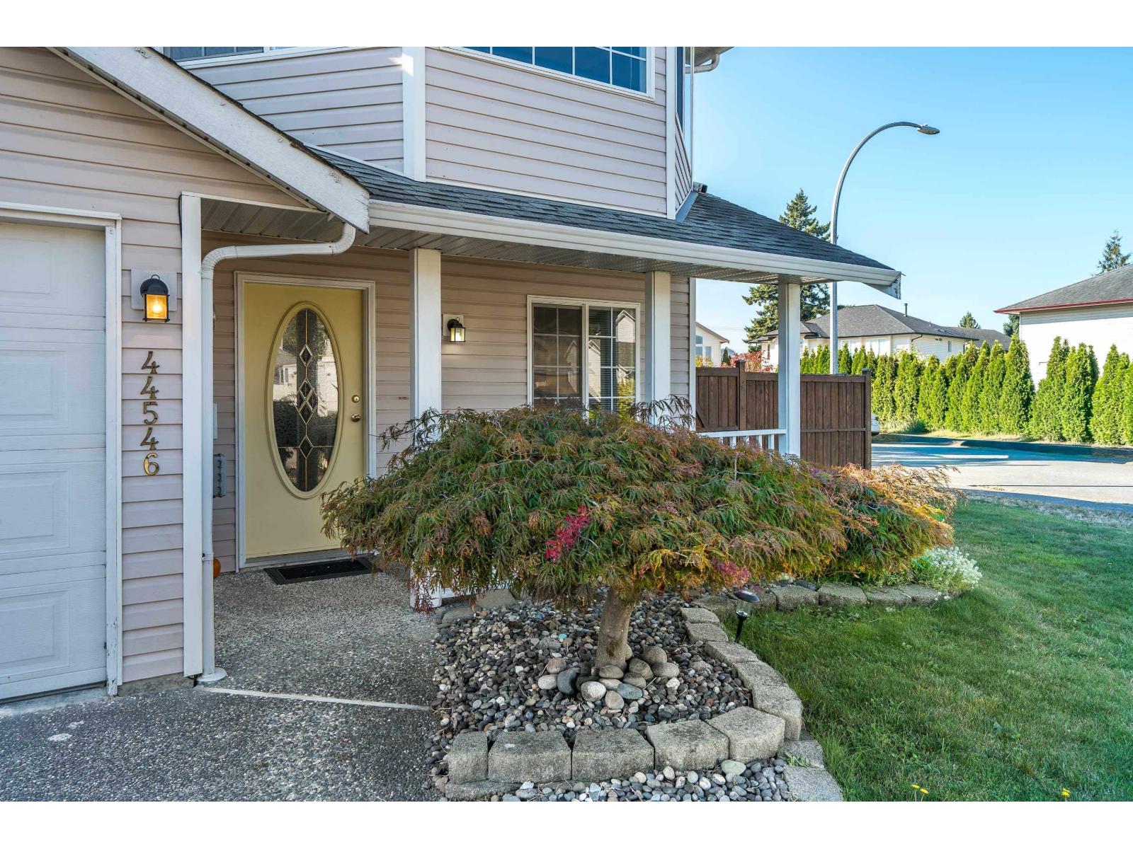 44546 Moore Avenue, Sardis South, Chilliwack, British Columbia  V2R 5K3 - Photo 4 - R3055229
