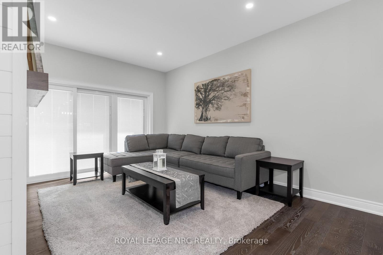 732 Clarence Street, Port Colborne (Sugarloaf), Ontario  L3K 0A8 - Photo 12 - X12444013