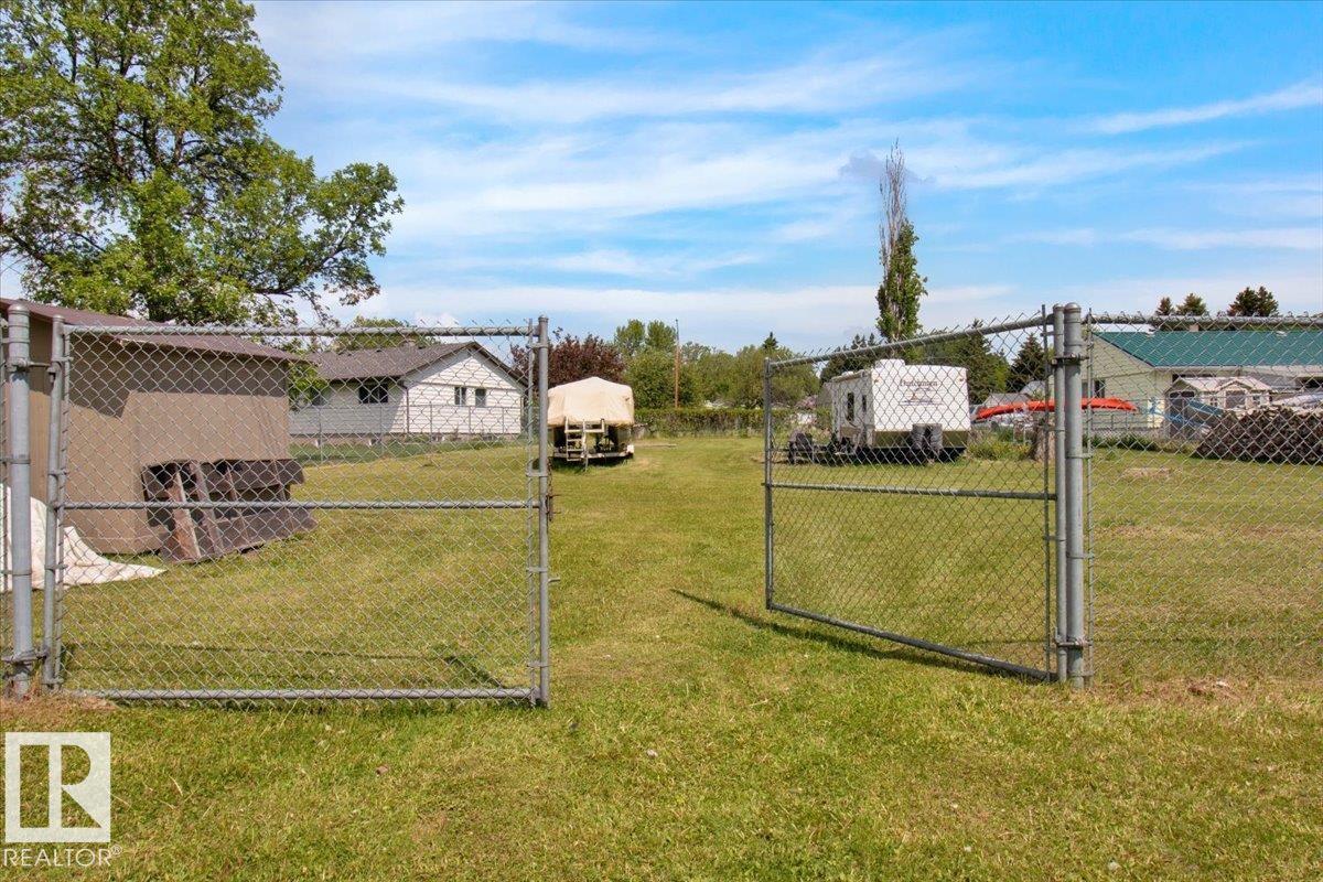 4713 34 St, Rural Wetaskiwin County, Alberta  T0C 2C0 - Photo 4 - E4440348