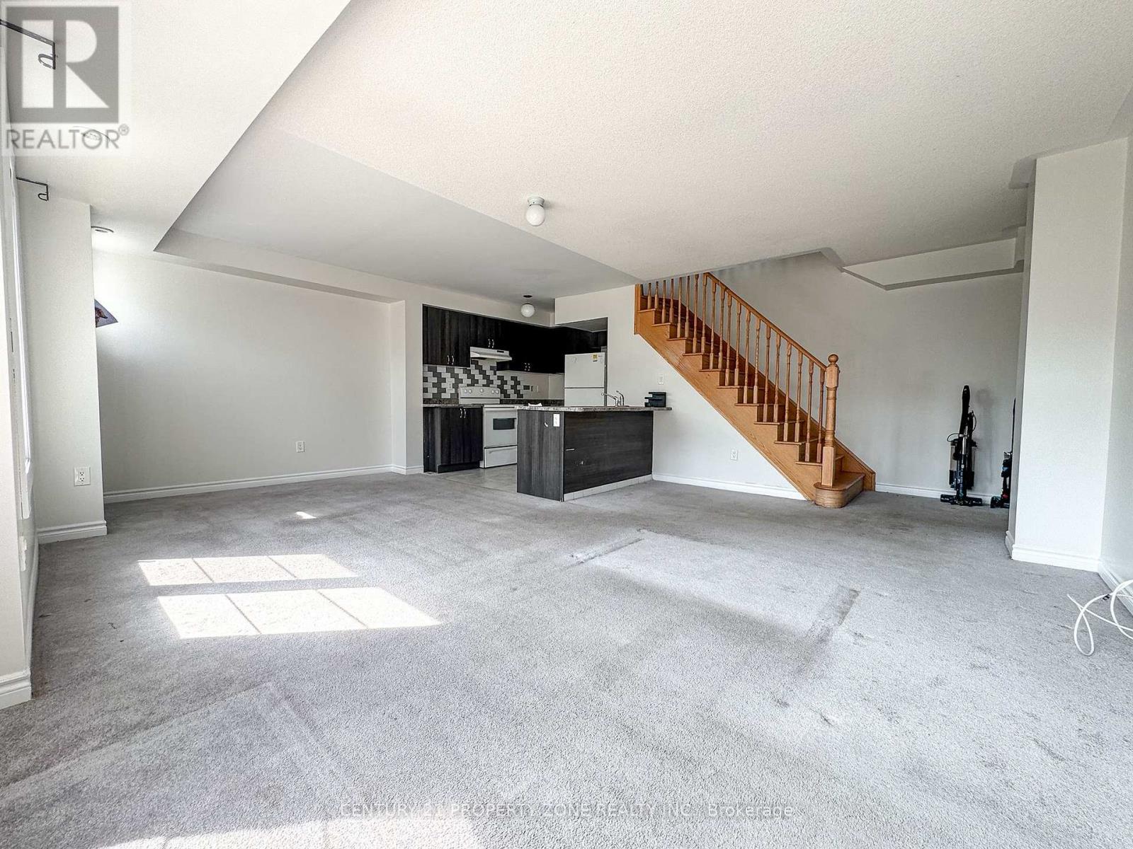 155 - 200 Veterans Drive, Brampton, Ontario  L7A 5K7 - Photo 7 - W12382629