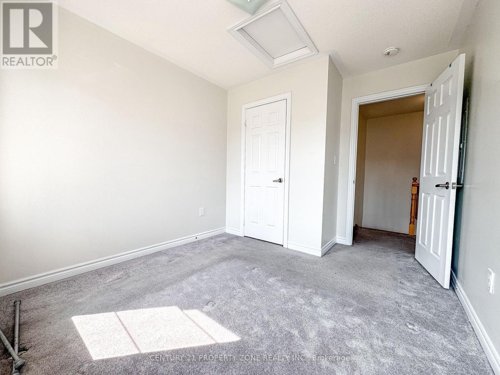 155 - 200 Veterans Drive, Brampton, Ontario  L7A 5K7 - Photo 18 - W12382629