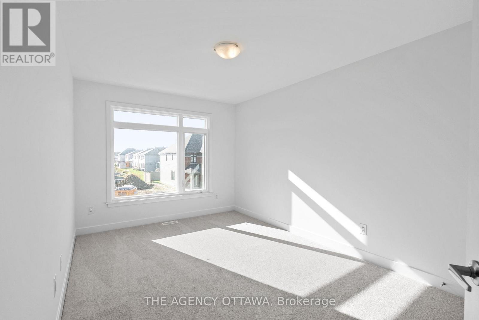 231 Gretsch Road, Ottawa, Ontario  K1T 0X2 - Photo 30 - X12444231