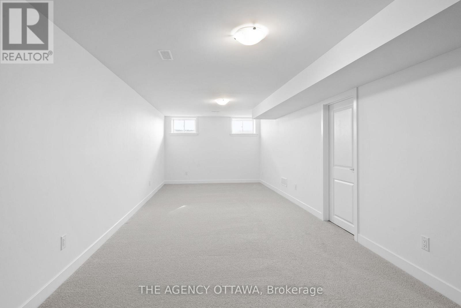 231 Gretsch Road, Ottawa, Ontario  K1T 0X2 - Photo 36 - X12444231