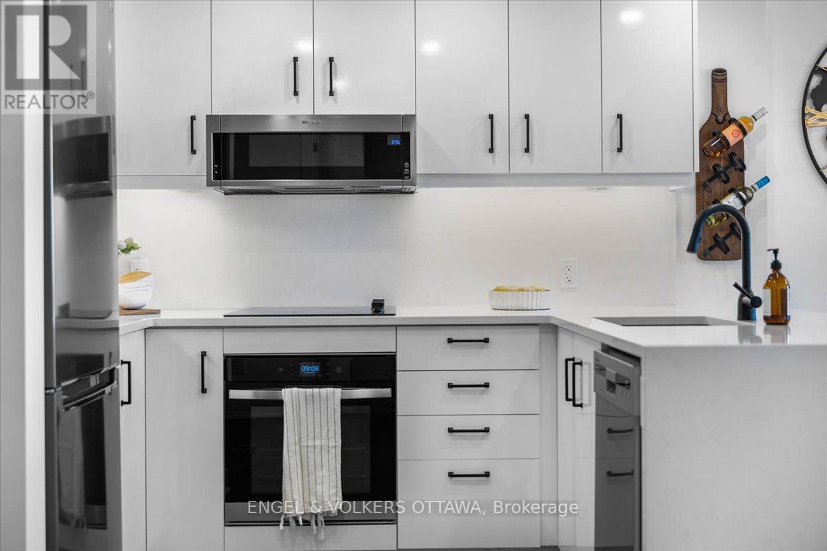 1704 - 340 Queen Street, Ottawa, Ontario  K1R 0G1 - Photo 7 - X12444294