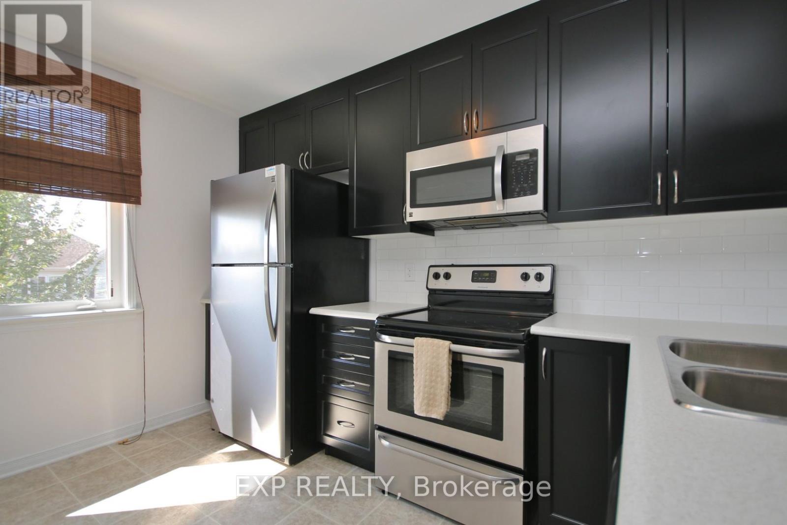 57 - 162 Urbancrest Private, Ottawa, Ontario  K2J 2S7 - Photo 14 - X12444319