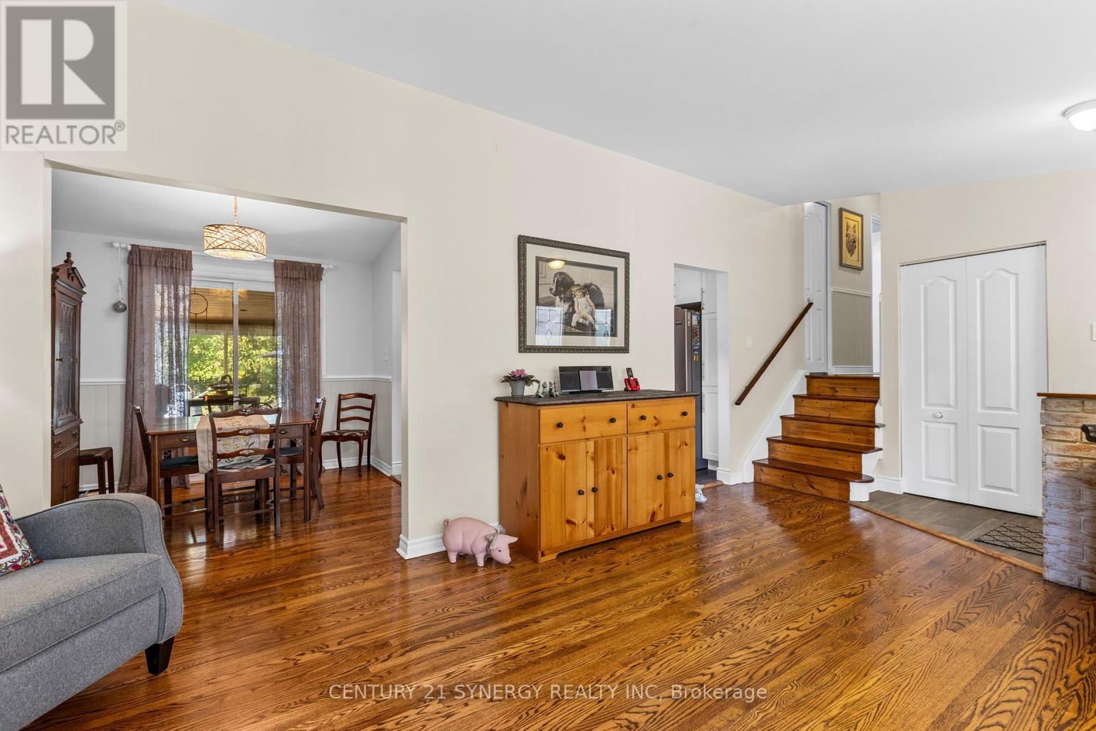 229 Kennedy Lane W, Ottawa, Ontario  K1E 1G5 - Photo 11 - X12444327