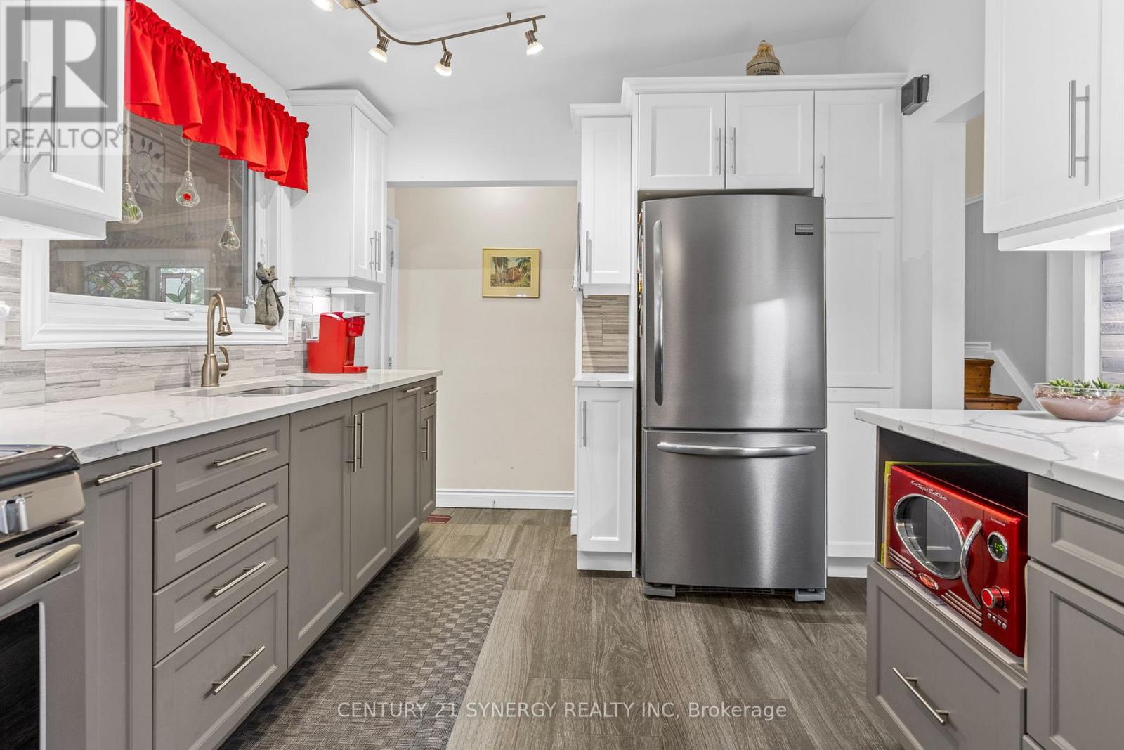 229 Kennedy Lane W, Ottawa, Ontario  K1E 1G5 - Photo 16 - X12444327