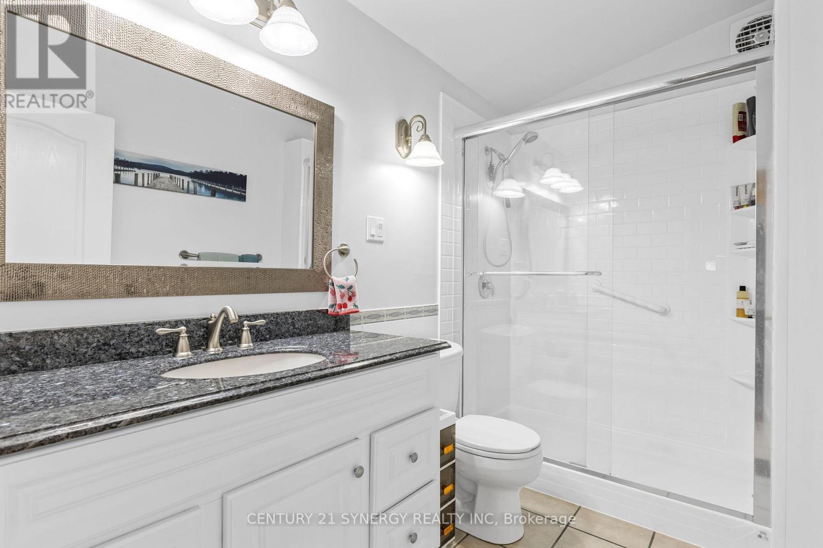 229 Kennedy Lane W, Ottawa, Ontario  K1E 1G5 - Photo 22 - X12444327