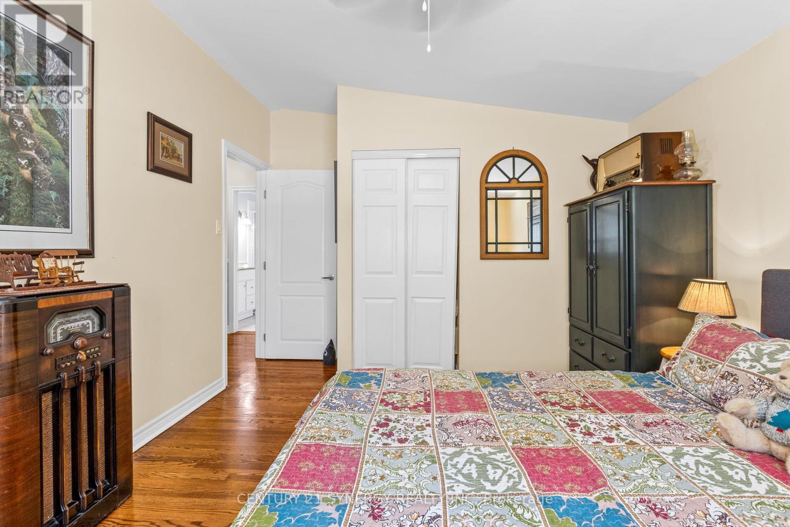 229 Kennedy Lane W, Ottawa, Ontario  K1E 1G5 - Photo 26 - X12444327