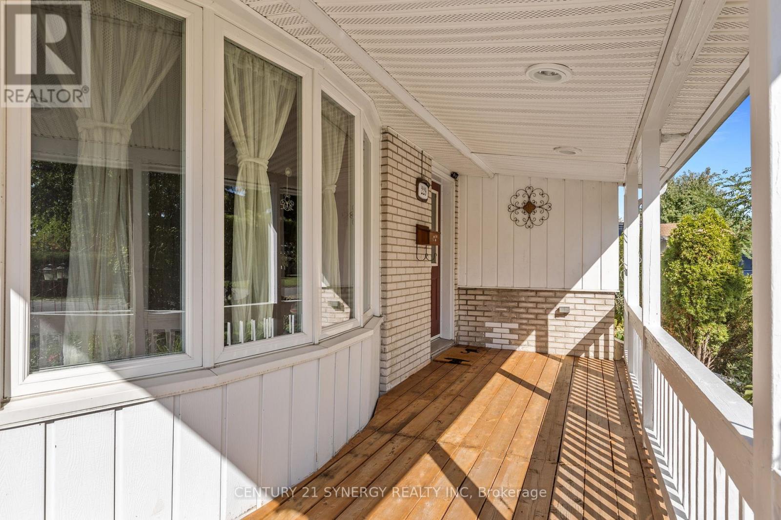 229 Kennedy Lane W, Ottawa, Ontario  K1E 1G5 - Photo 7 - X12444327